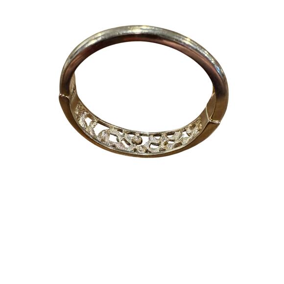 Bangel / Bracelet / Crystal / Silver Plated / EUC - Picture 4 of 4